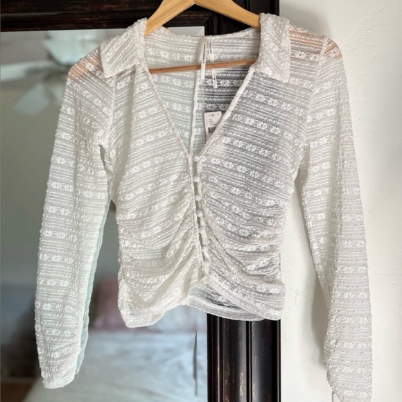 ANTHROPOLOGIE LONG-SLEEVE V-NECK FLORAL LACE TOP - Picture 3 of 3